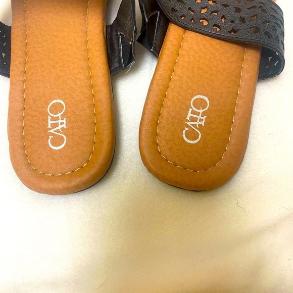 Cato Black Ring Toe Spudded Sandal - Picture 7 of 8